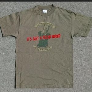 Vtg 2005 Monty Python Black Knight Holy Grail Movie Promo Tee Small